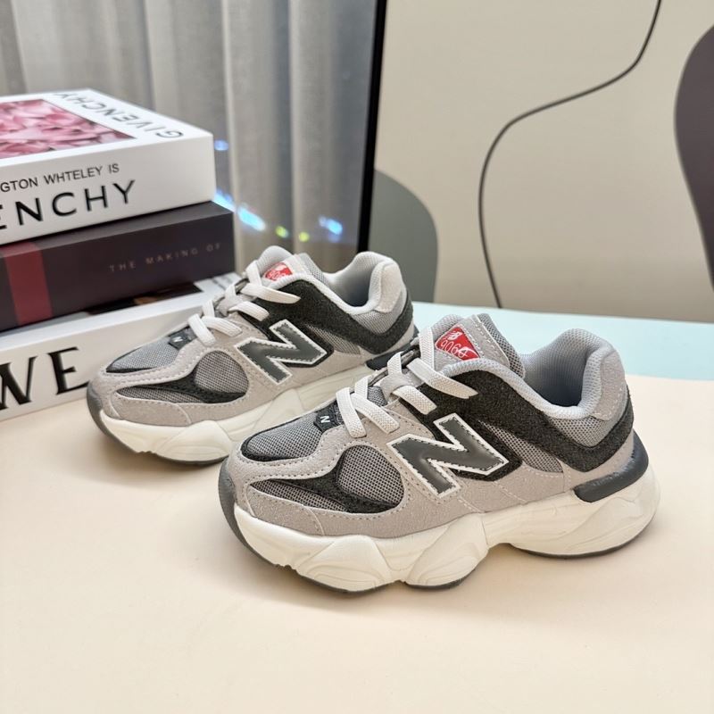 NEW BALANCE SHOES